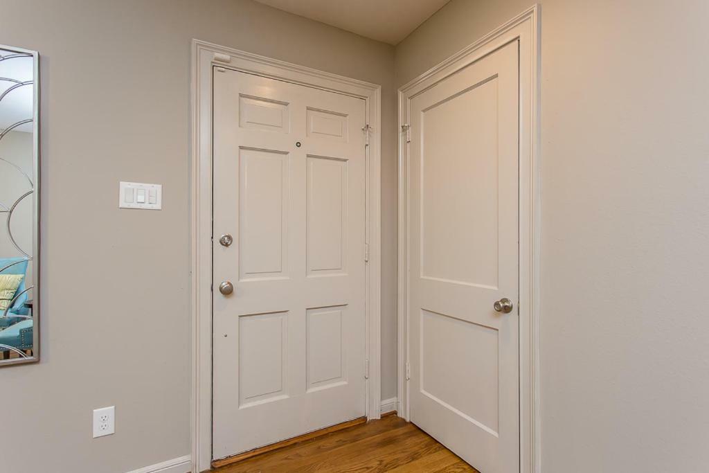 The Blue Door Bungalow - Luxury Home Downtown Houston Exterior foto